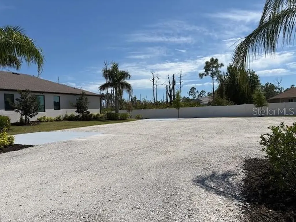 14395 San Domingo Boulevard Port Charlotte FL 33981