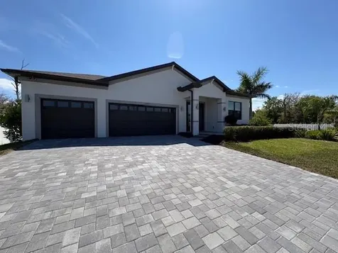 14395 San Domingo Boulevard Port Charlotte FL 33981