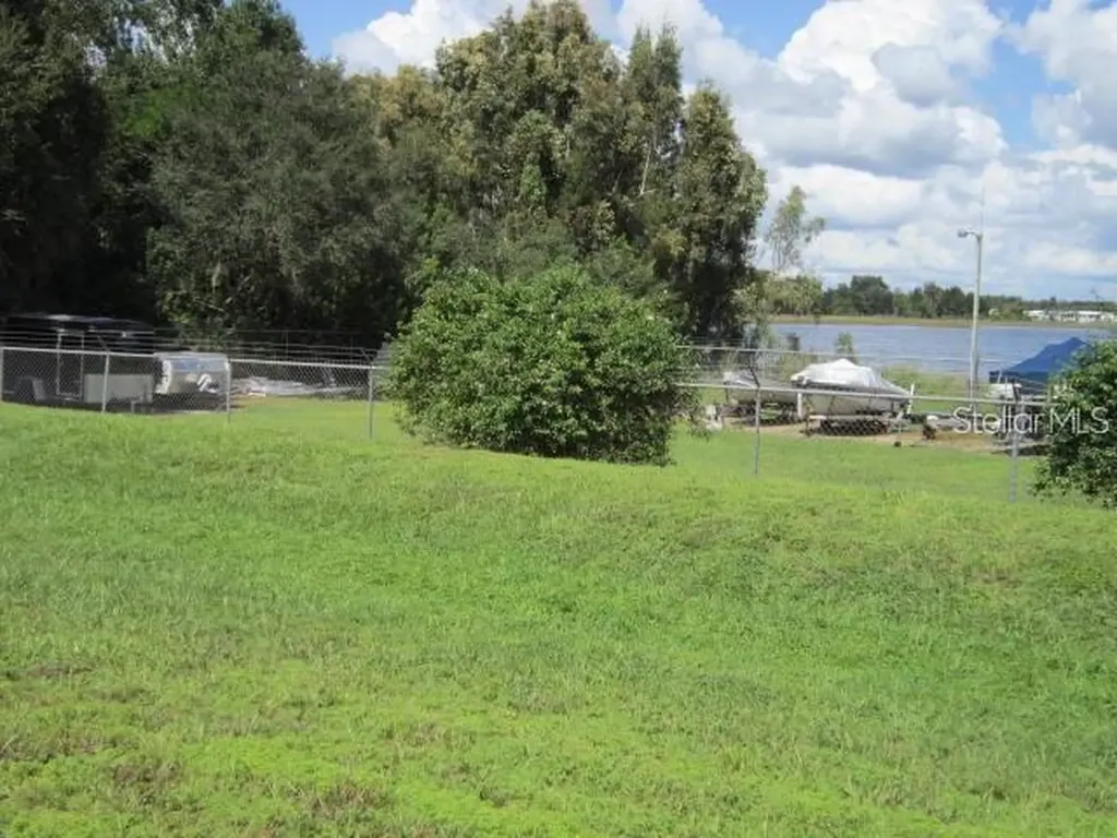 7392 International Circle Lake Wales FL 33898