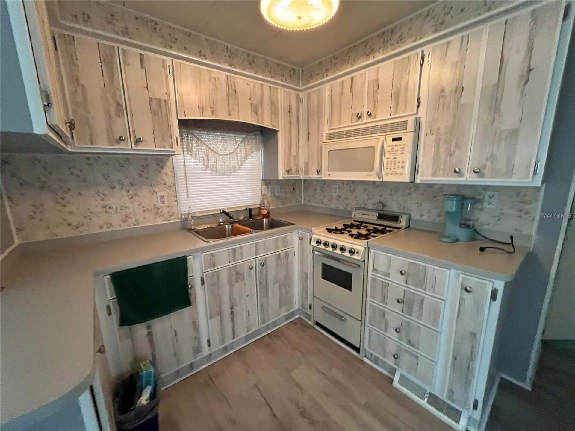 7392 International Circle Lake Wales FL 33898