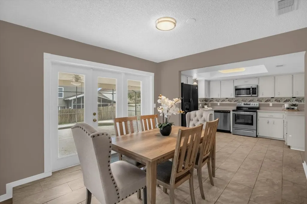 606 Iris Street Altamonte Springs FL 32714