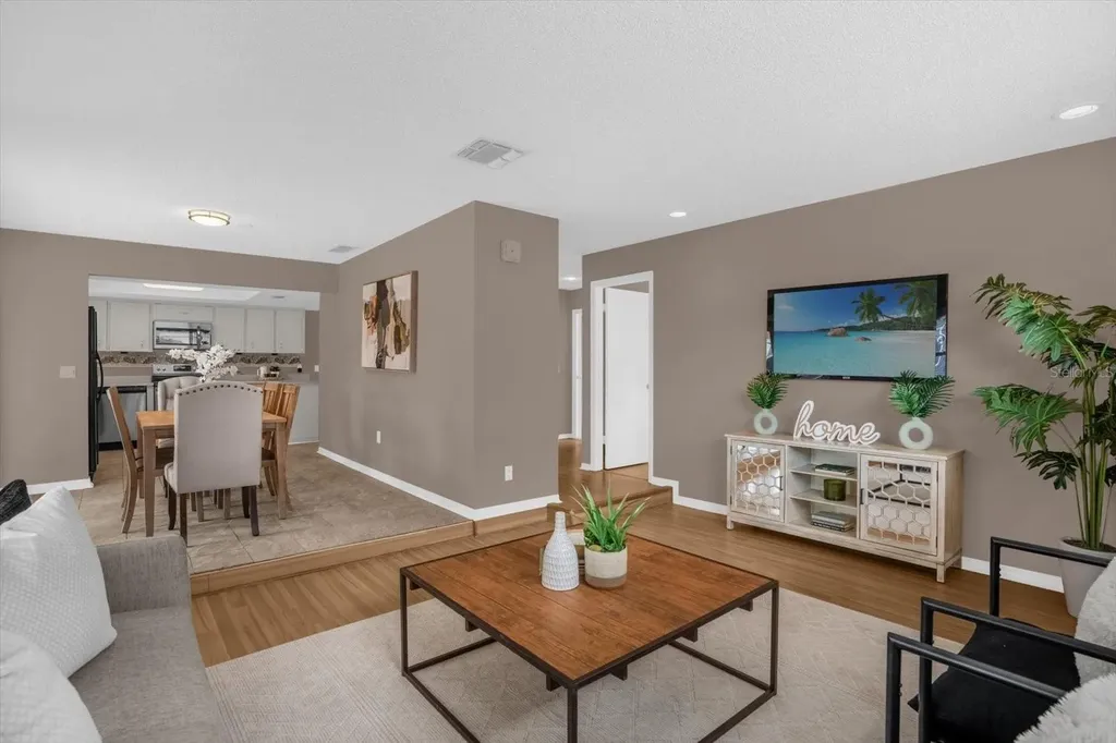 606 Iris Street Altamonte Springs FL 32714