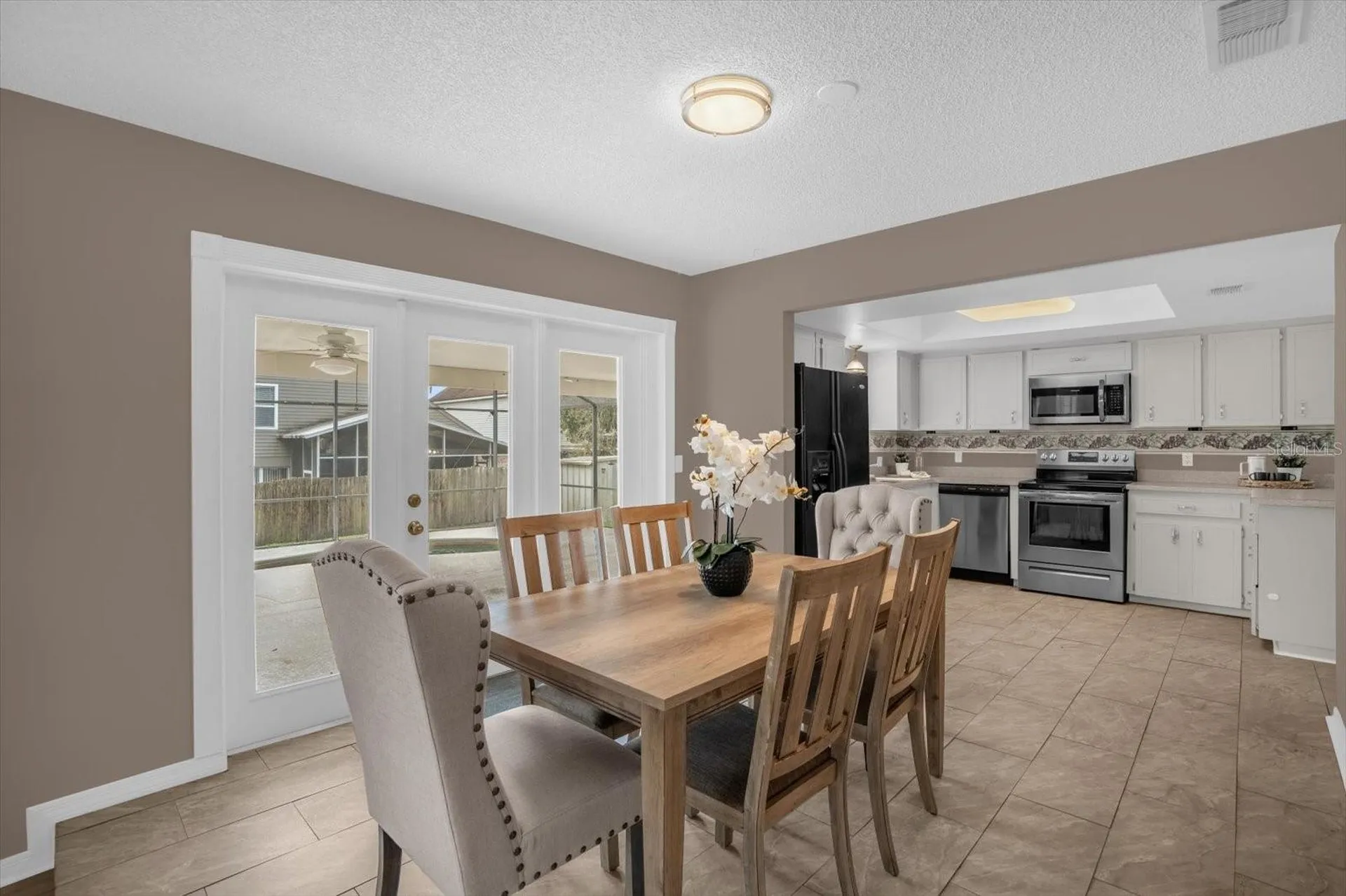 606 Iris Street Altamonte Springs FL 32714