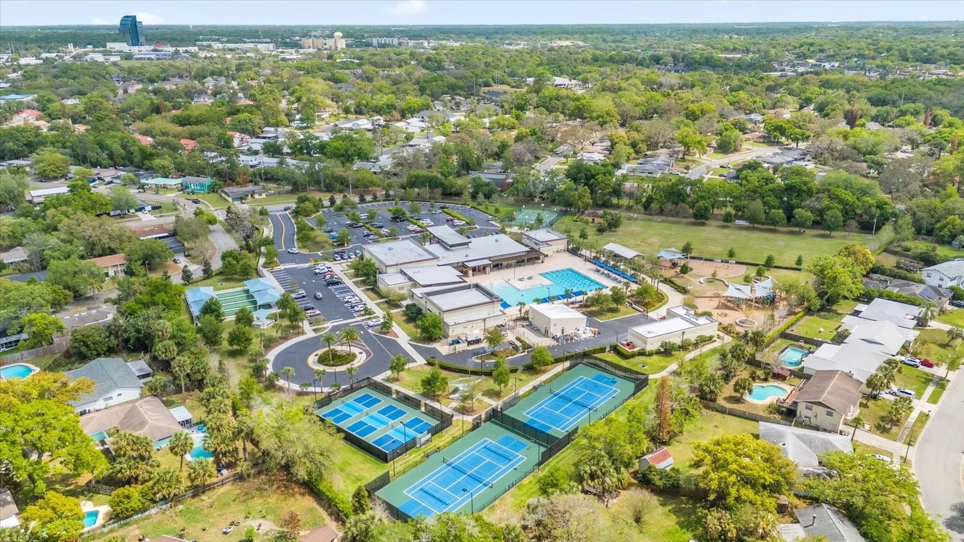 606 Iris Street Altamonte Springs FL 32714