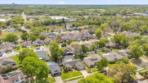 606 Iris Street Altamonte Springs FL 32714