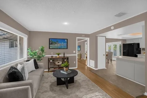 606 Iris Street Altamonte Springs FL 32714