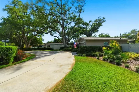 3120 Park Street N St Petersburg FL 33710