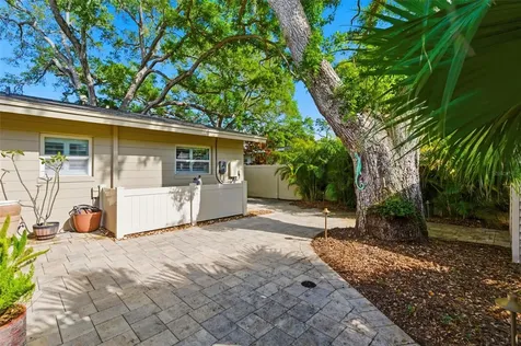 3120 Park Street N St Petersburg FL 33710