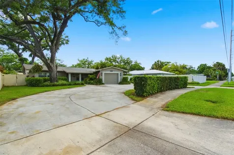 3120 Park Street N St Petersburg FL 33710