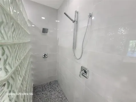 360 Gulf Of Mexico Drive Longboat Key FL 34228