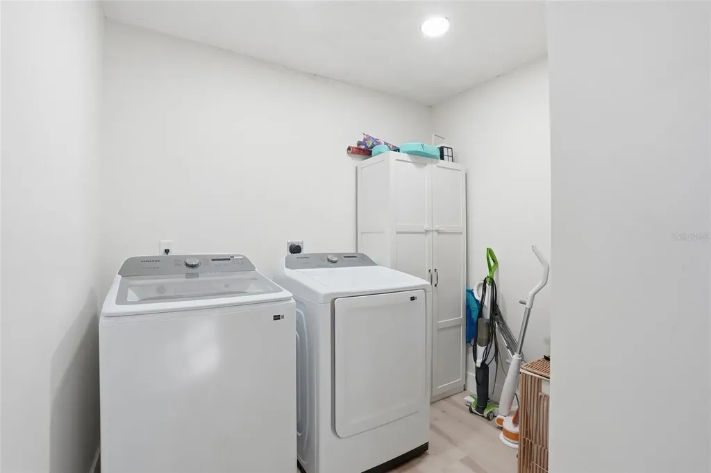 3931 W Riverside Drive Fort Myers FL 33901