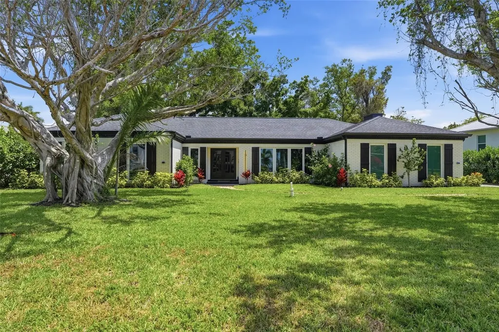 3931 W Riverside Drive Fort Myers FL 33901