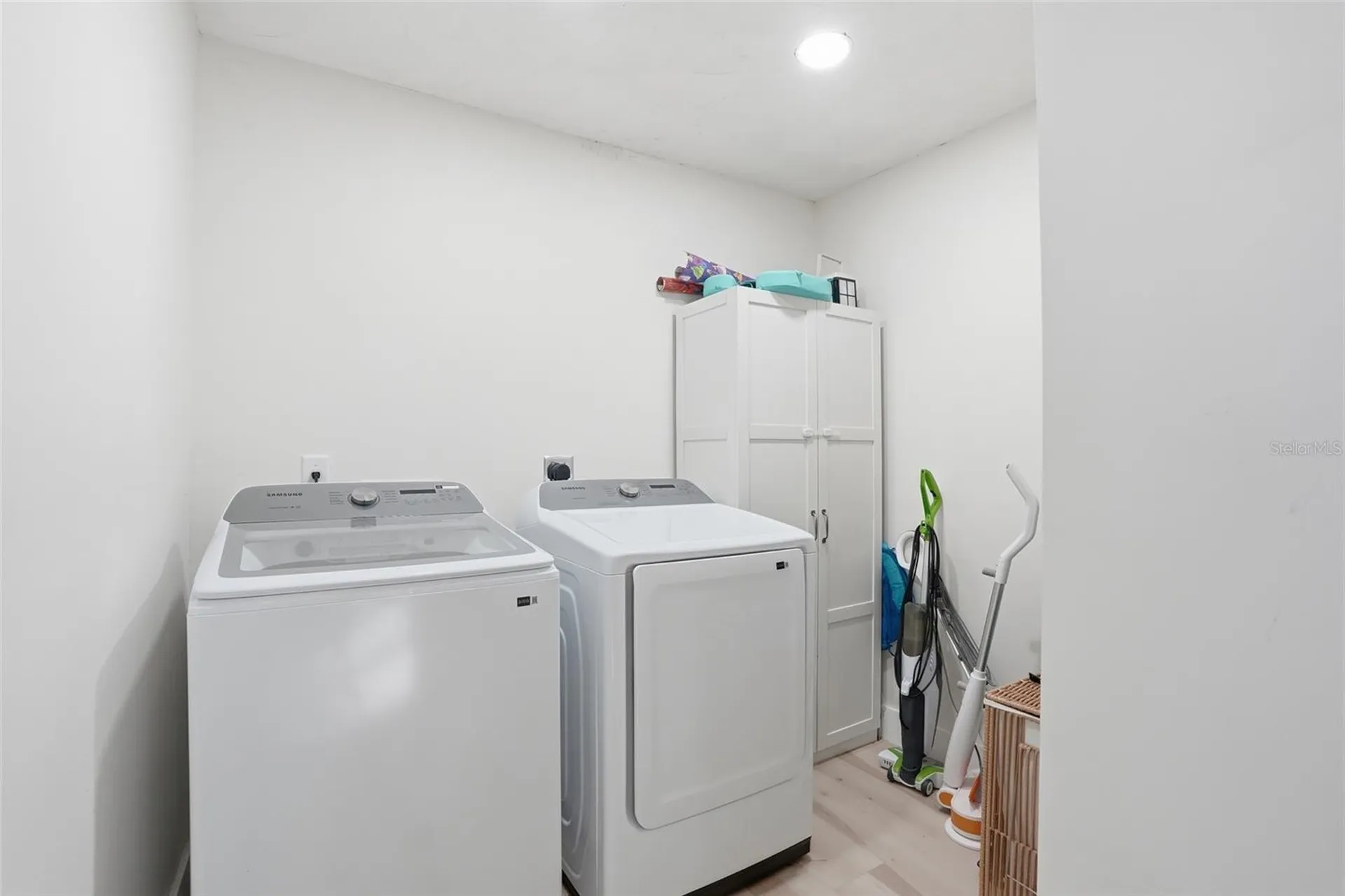 3931 W Riverside Drive Fort Myers FL 33901