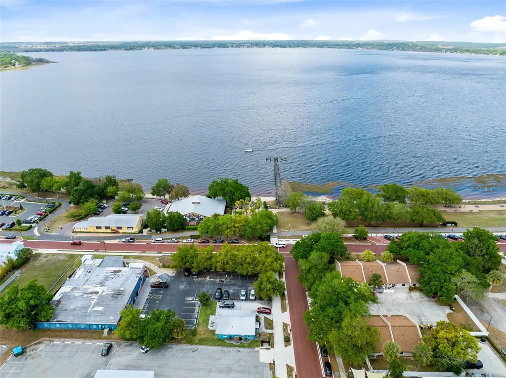 9482 Oglethorpe Drive Groveland FL 34736