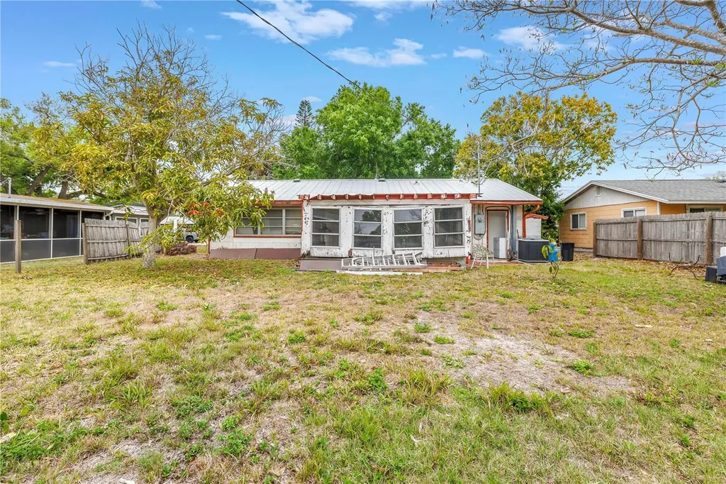 2334 Prospect Street Sarasota FL 34239
