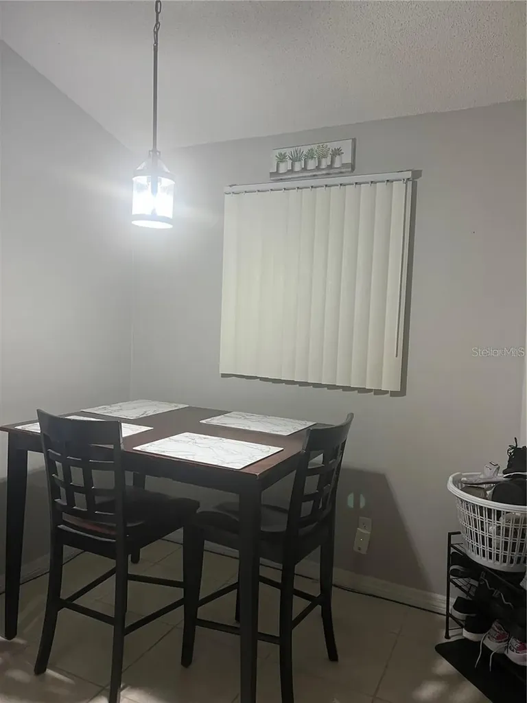 2528 Woodgate Boulevard Orlando FL 32822