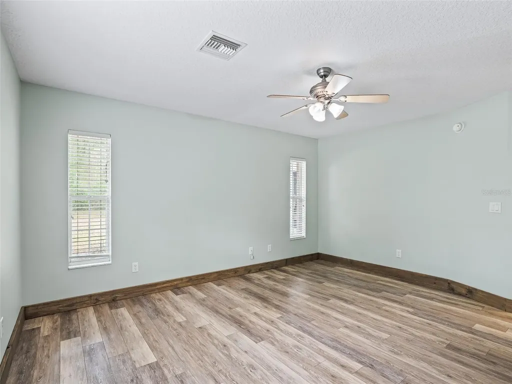8234 S Us 301 Bushnell FL 33513