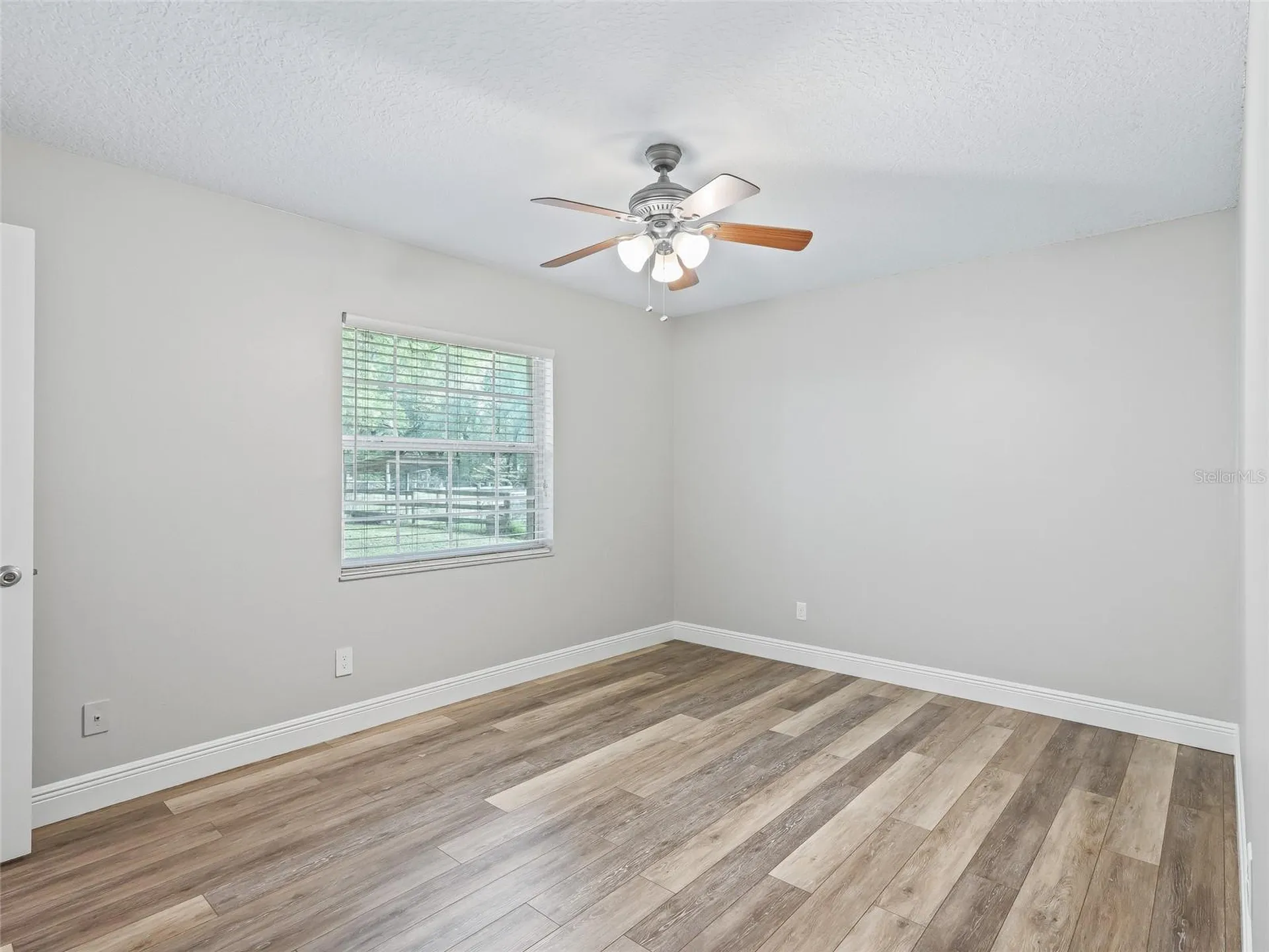 8234 S Us 301 Bushnell FL 33513