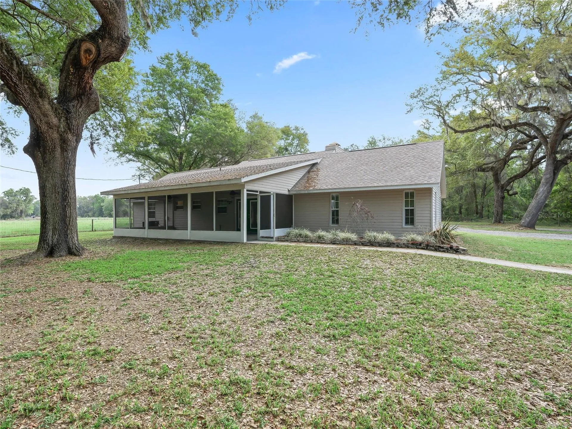 8234 S Us 301 Bushnell FL 33513