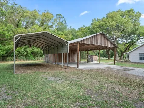 8234 S Us 301 Bushnell FL 33513
