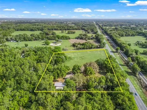 8234 S Us 301 Bushnell FL 33513