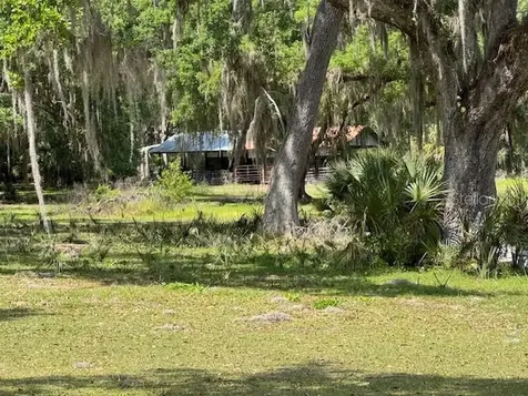 2992 N C 470 Lake Panasoffkee FL 33538