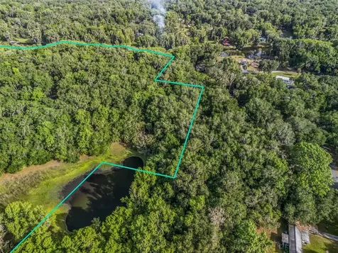 2992 N C 470 Lake Panasoffkee FL 33538