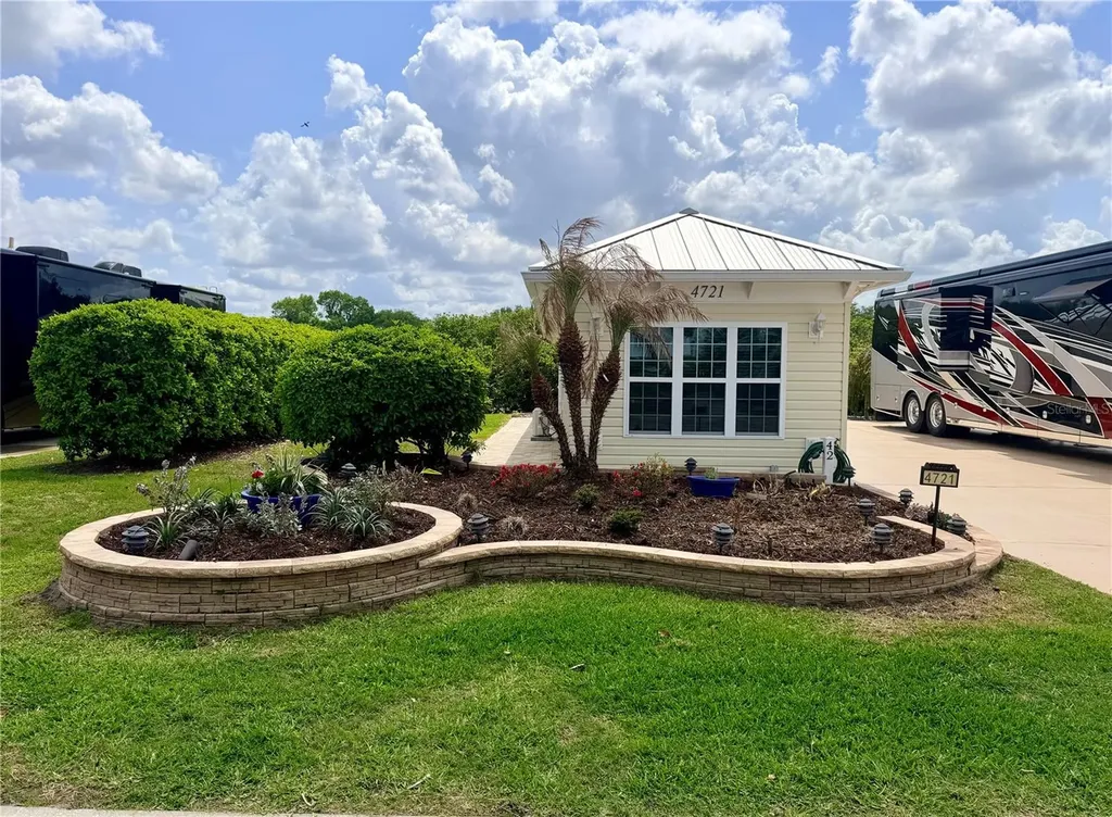 4721 SE 94th Avenue Webster FL 33597