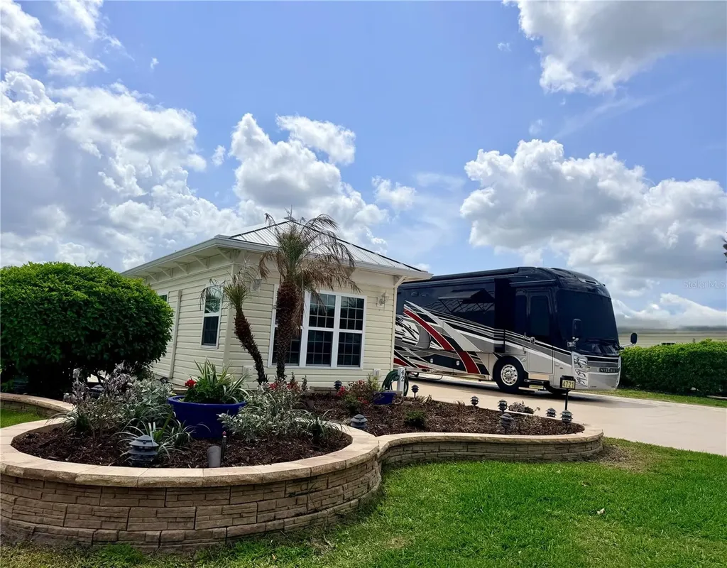 4721 SE 94th Avenue Webster FL 33597
