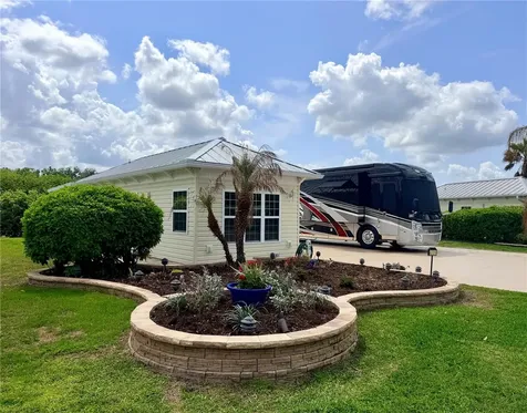 4721 SE 94th Avenue Webster FL 33597