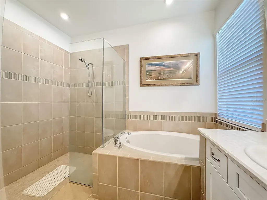 6017 Maidenstone Way Palmetto FL 34221