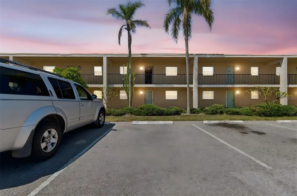12300 Park Boulevard Seminole FL 33772