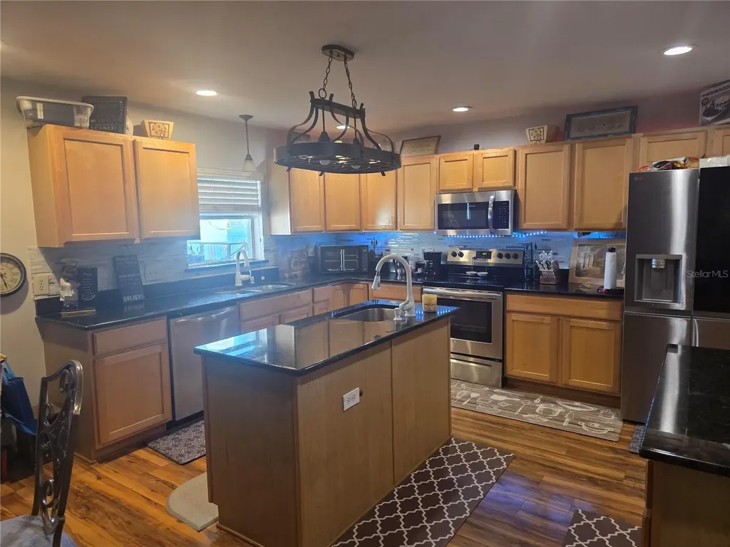 959 Thomas Road Eagle Lake FL 33839