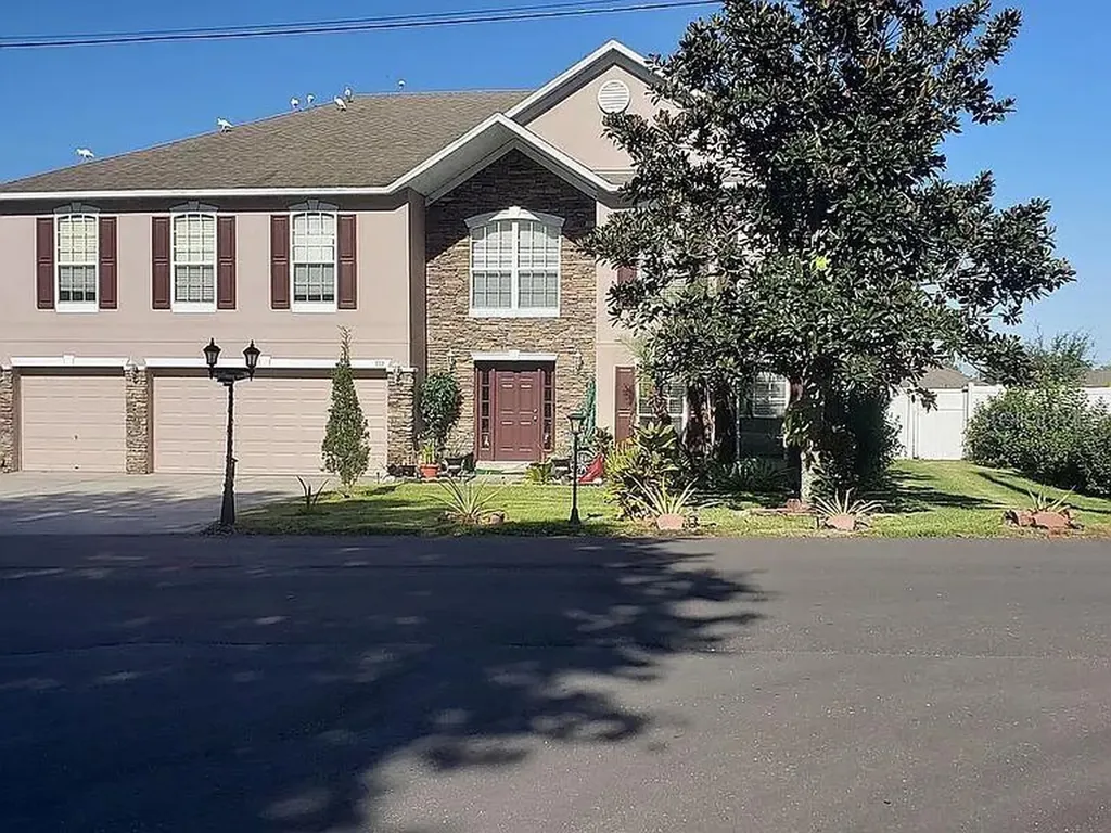 959 Thomas Road Eagle Lake FL 33839