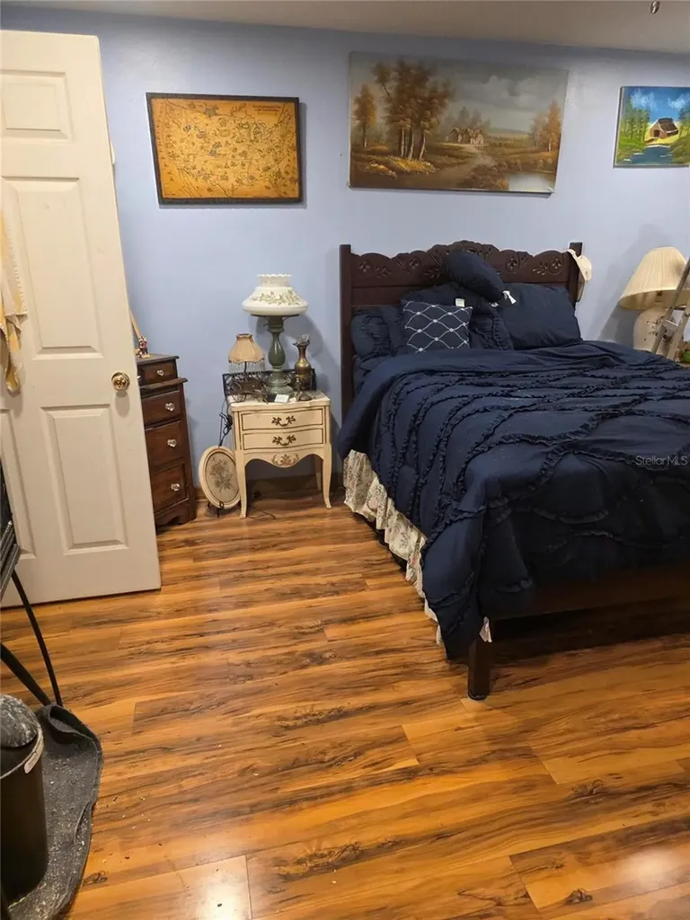 959 Thomas Road Eagle Lake FL 33839