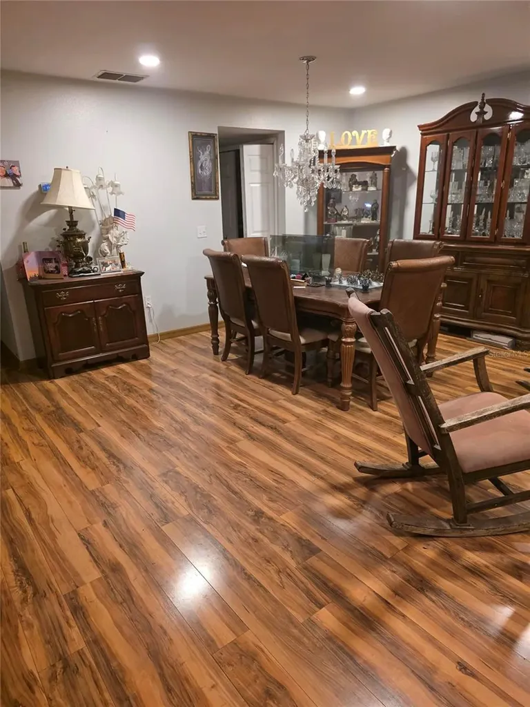 959 Thomas Road Eagle Lake FL 33839