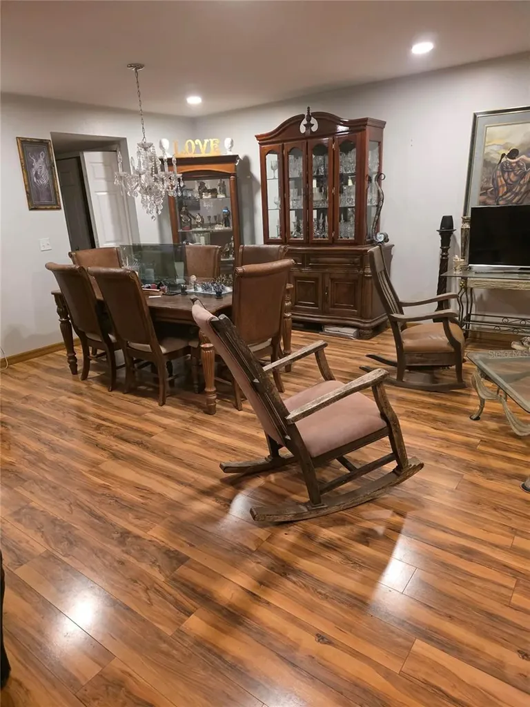 959 Thomas Road Eagle Lake FL 33839