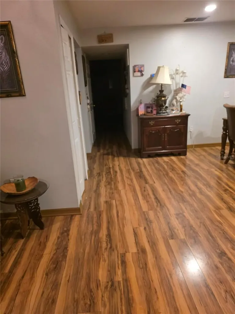 959 Thomas Road Eagle Lake FL 33839