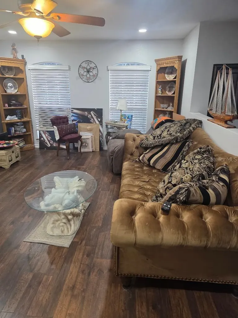 959 Thomas Road Eagle Lake FL 33839