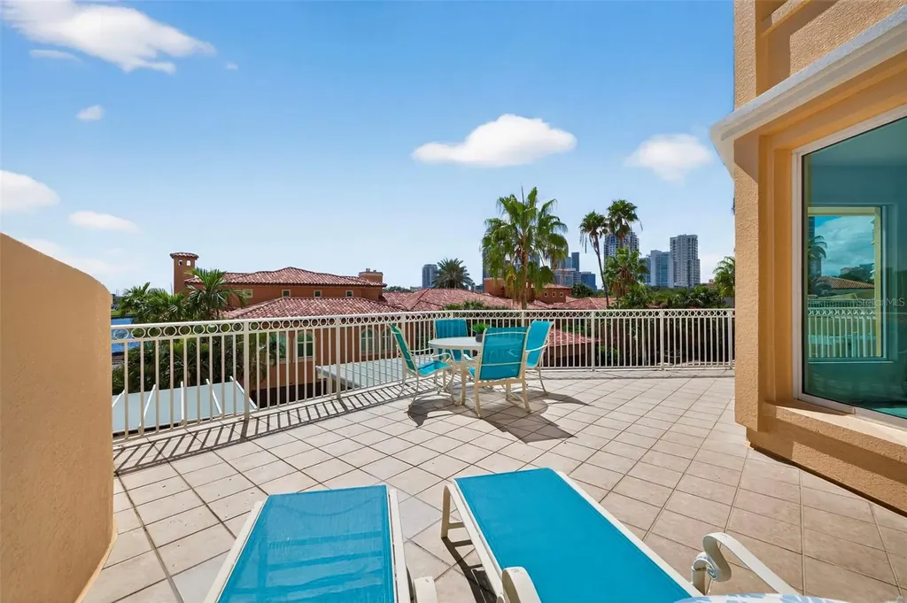 555 5th Avenue NE St Petersburg FL 33701