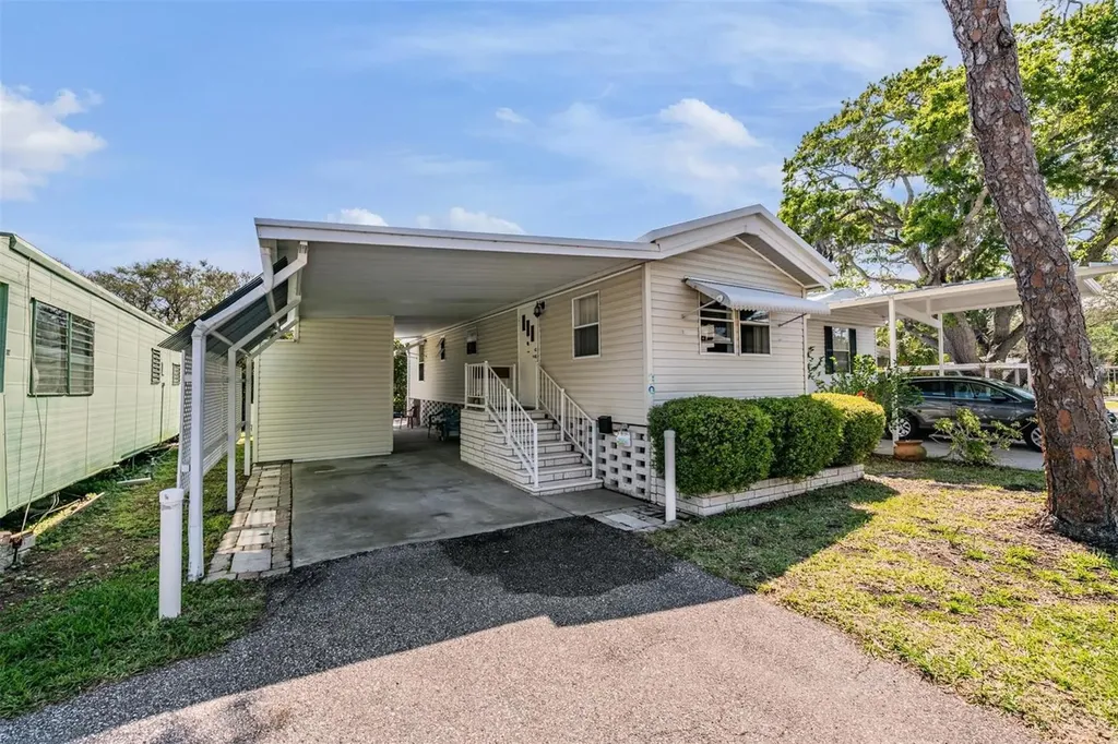 605 Michigan Boulevard Dunedin FL 34698