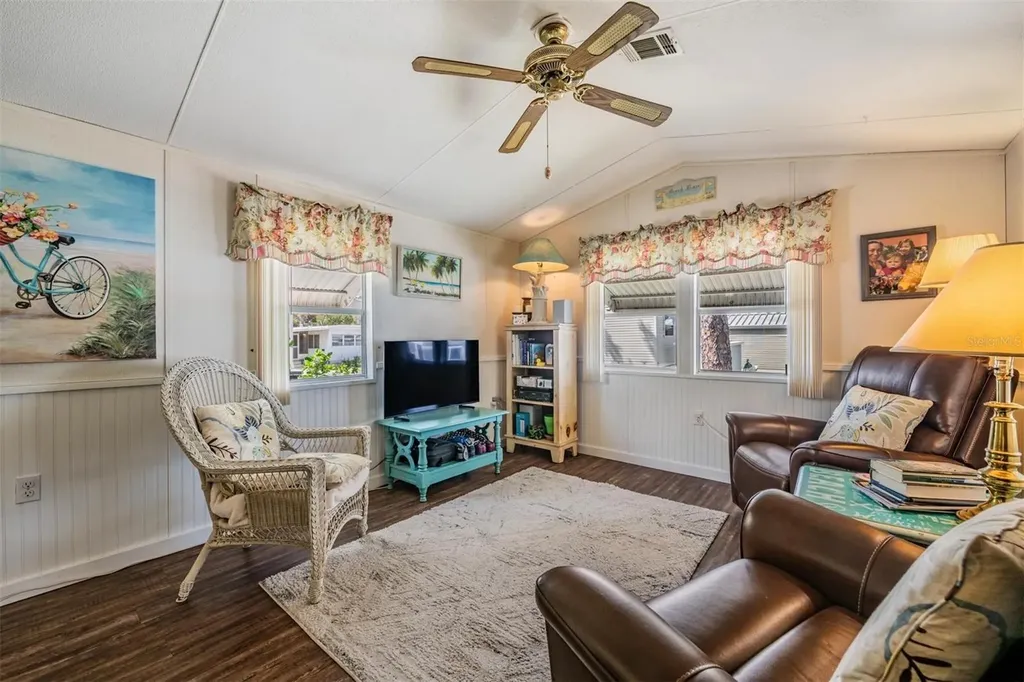 605 Michigan Boulevard Dunedin FL 34698