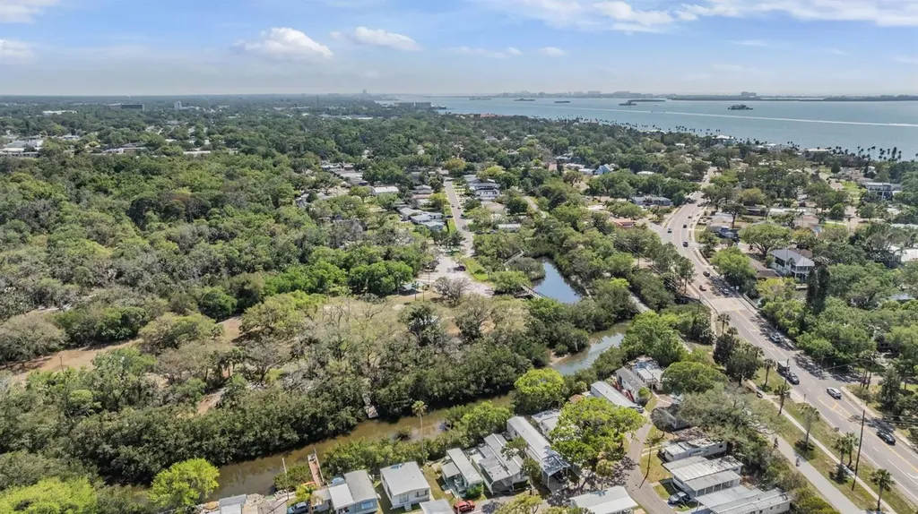605 Michigan Boulevard Dunedin FL 34698
