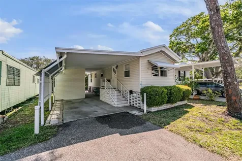 605 Michigan Boulevard Dunedin FL 34698