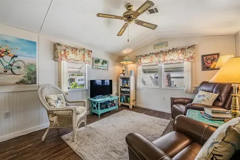 605 Michigan Boulevard Dunedin FL 34698