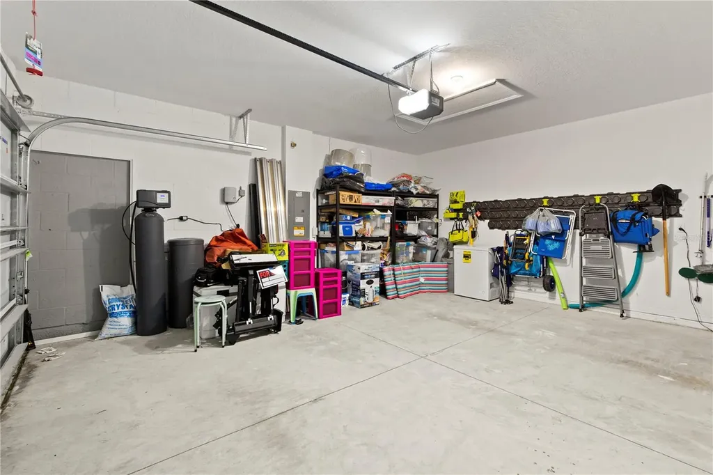6250 Wandering Willow Drive Wesley Chapel FL 33545
