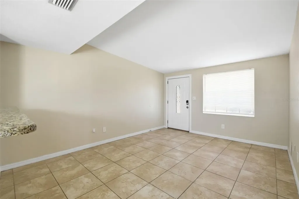 6810 Tuttle Street Tampa FL 33634