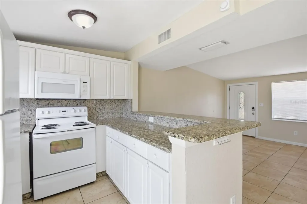 6810 Tuttle Street Tampa FL 33634