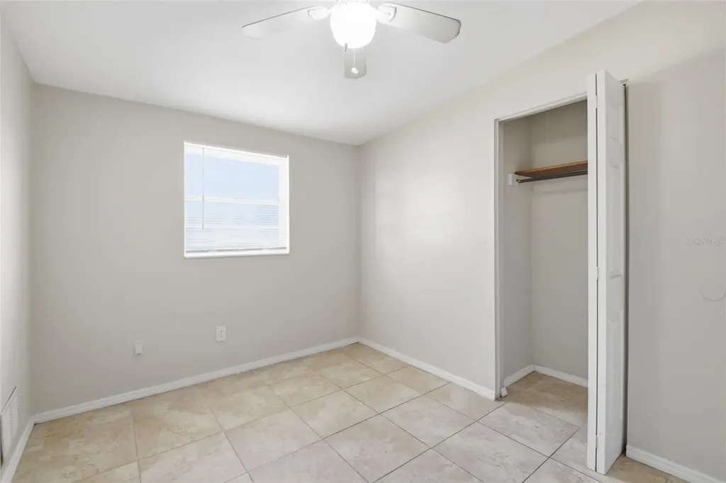 6810 Tuttle Street Tampa FL 33634