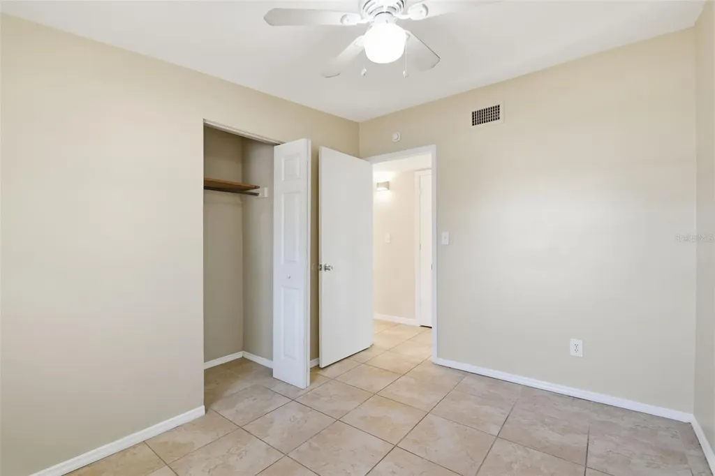 6810 Tuttle Street Tampa FL 33634